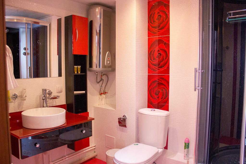 Sary Arka Hotel Павлодар Екстериор снимка