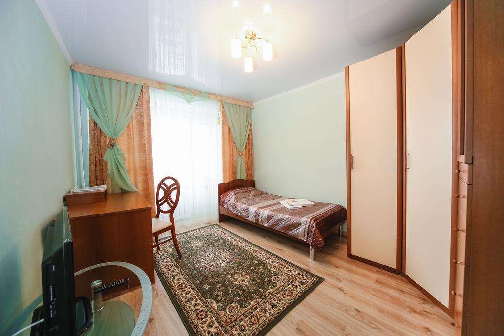 Sary Arka Hotel Павлодар Екстериор снимка