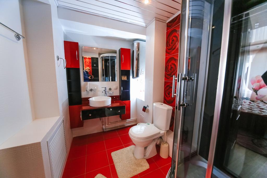 Sary Arka Hotel Павлодар Екстериор снимка
