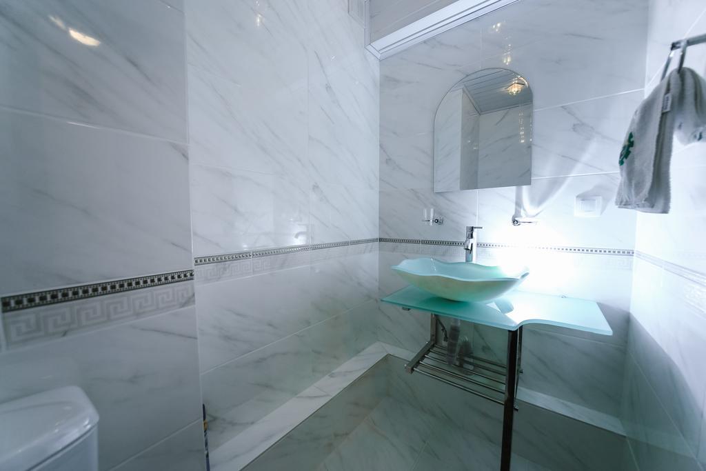 Sary Arka Hotel Павлодар Екстериор снимка