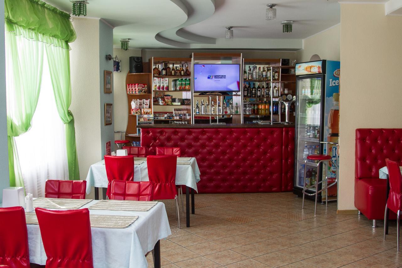 Sary Arka Hotel Павлодар Екстериор снимка
