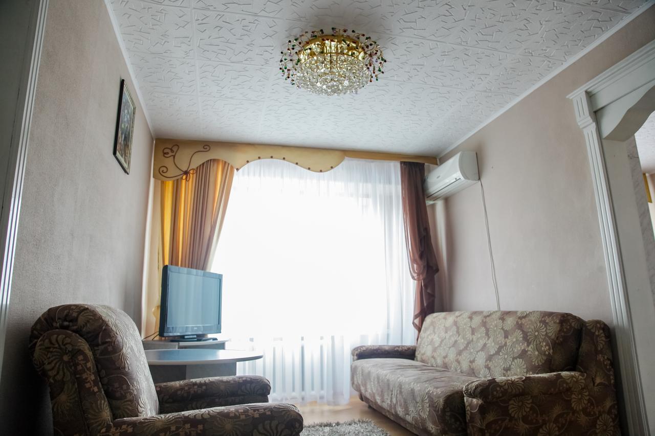Sary Arka Hotel Павлодар Екстериор снимка